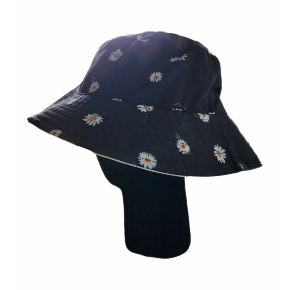 Black Daisy Bucket Hat NWT Alice + Olivia by Stacey Bendet Reversible Gardening